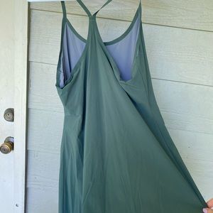 Outdoor Voices, size M, green exercise dress